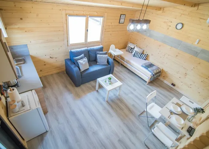 Familycamp Semesterbostad *